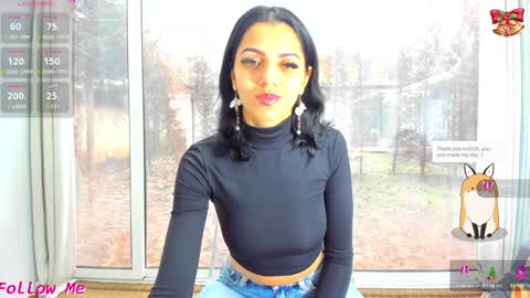 Snapshot of sarah_blake_ chatting on 12-30-24, 08:10 Sara online show from 12-30-24, 08:10