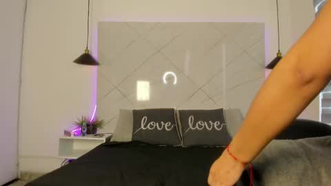 Snapshot of sarah_collens_ chatting on 05-28-26, 12:46 sarah_collens_ online show from 05-28-26, 12:46