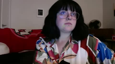 Sarah online show from 03-06-25, 04:08