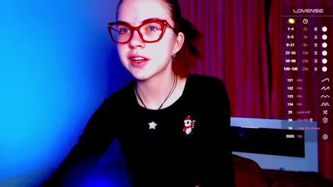 Sarah online show from 12-19-24, 01:51