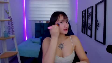 Sarah Ramirez online show from 11-13-25, 07:57