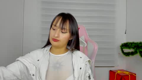 Sarah Ramirez online show from 11-24-25, 03:06