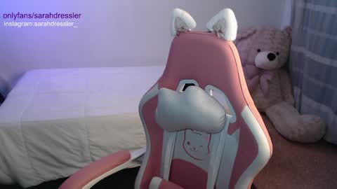 Snapshot of sarahdressler chatting on 12-06-24, 05:09 sarahdressler online show from 12-06-24, 05:09