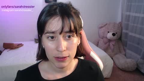 Snapshot of sarahdressler chatting on 12-22-24, 01:34 sarahdressler online show from 12-22-24, 01:34