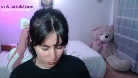 Snapshot of sarahdressler chatting on 12-29-24, 03:33 sarahdressler online show from 12-29-24, 03:33