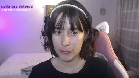 Snapshot of sarahdressler chatting on 02-08-25, 01:43 sarahdressler online show from 02-08-25, 01:43