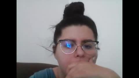 sarahkrystal online show from 02-25-26, 07:51