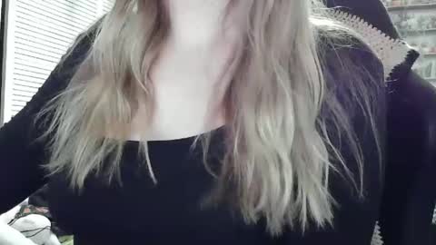 Snapshot of sarahmummy chatting on 02-07-26, 11:19 Sarah online show from 02-07-26, 11:19