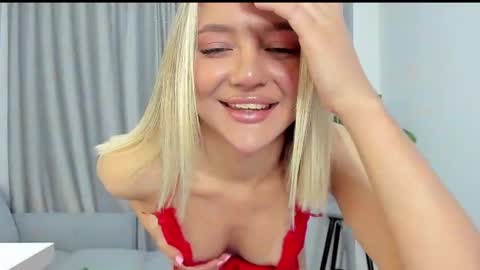 sarahphyllis online show from 09-09-25, 07:46