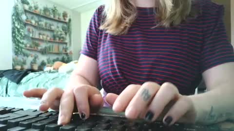 Sarah online show from 06-29-26, 08:20