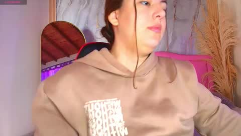 S A R A H  online show from 11-29-25, 12:19