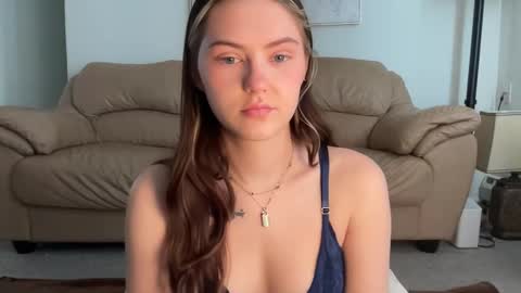 SarahxOliver online show from 02-24-26, 04:05