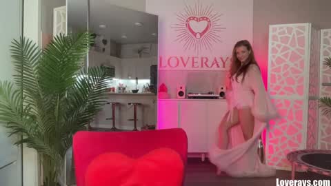 Back from Vacay  Follow for more here  online show from 11-12-25, 03:51