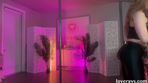 Back from Vacay  Follow for more here  online show from 02-06-26, 03:22