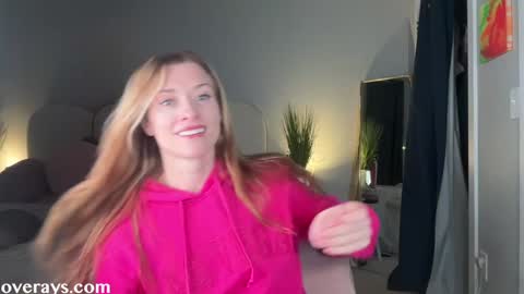 Back from Vacay  Follow for more here  online show from 03-06-26, 05:04