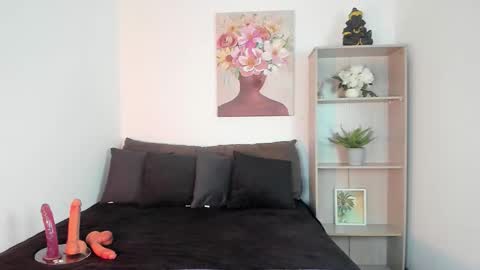 Snapshot of saramilf_69 chatting on 02-09-26, 02:10 saramilf_69 online show from 02-09-26, 02:10