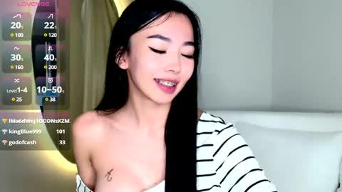 Snapshot of saranmia chatting on 12-14-24, 07:07 Mia online show from 12-14-24, 07:07