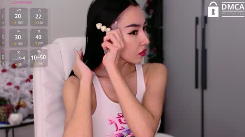 Snapshot of saranmia chatting on 01-20-25, 01:00 Mia online show from 01-20-25, 01:00