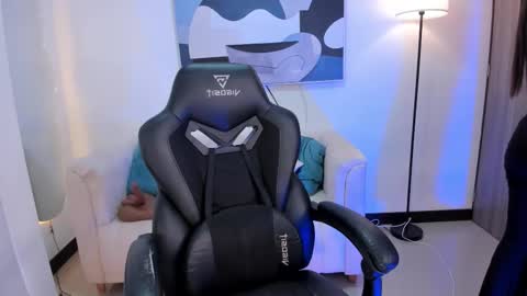 I am Sara  online show from 03-21-26, 06:55