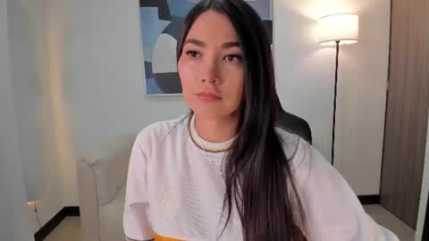 I am Sara  online show from 07-04-26, 03:02