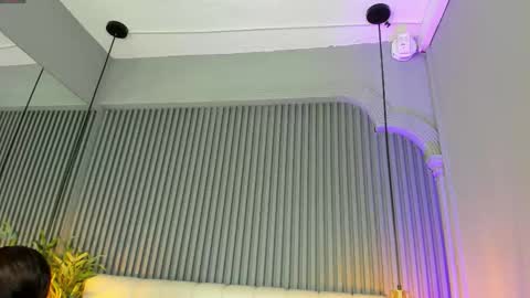 Snapshot of sarariley_ chatting on 12-13-25, 10:48 Sara online show from 12-13-25, 10:48