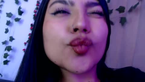 Snapshot of sarastonesx chatting on 06-16-26, 10:34 sarastonesx online show from 06-16-26, 10:34
