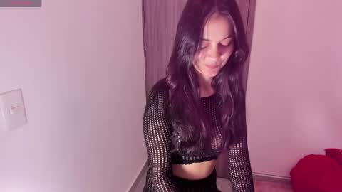 Sara   online show from 04-11-26, 03:16