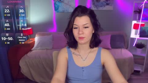 Snapshot of saravivid chatting on 05-27-26, 10:56 SaraVivid online show from 05-27-26, 10:56