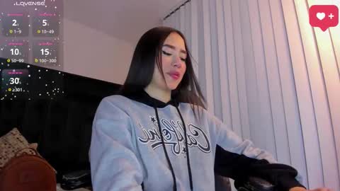      online show from 12-23-25, 12:19