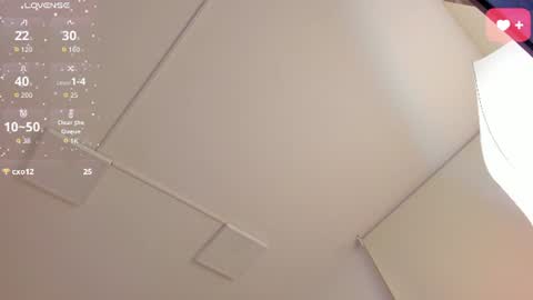 Snapshot of sarawagner_ chatting on 06-11-26, 02:53 online show from 06-11-26, 02:53