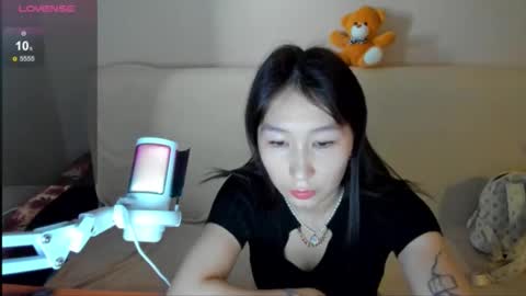 Sara online show from 10-30-25, 02:13