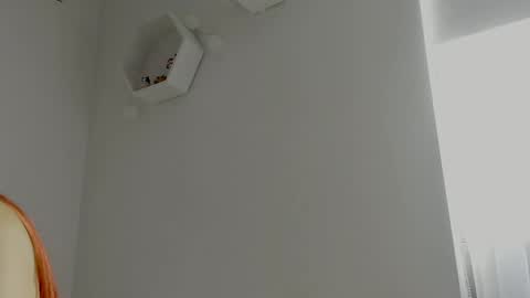 Saray  online show from 03-30-26, 07:04