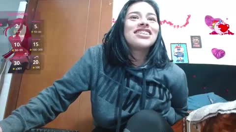 Sara Jimenez online show from 11-01-25, 05:53