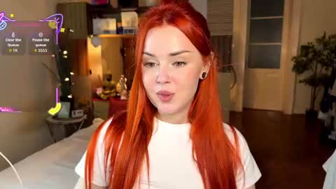 Snapshot of sargonium909 chatting on 06-12-26, 05:45 Veronika online show from 06-12-26, 05:45