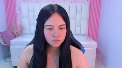 Snapshot of sarita_09_s chatting on 06-09-26, 08:09 Sara online show from 06-09-26, 08:09