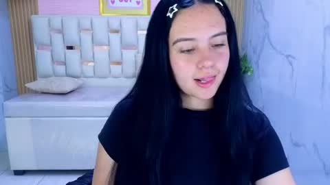 Snapshot of sarita_09_s chatting on 07-18-26, 03:00 Sara online show from 07-18-26, 03:00