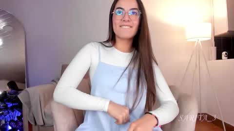 Snapshot of sarita_3 chatting on 10-23-25, 12:54 Sarita Lozano online show from 10-23-25, 12:54