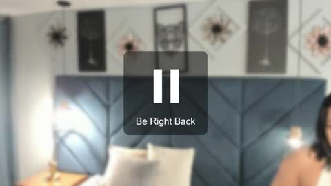 Sara  online show from 11-30-25, 04:05