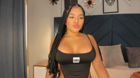 Snapshot of sarita_hills chatting on 05-15-26, 08:16 Sara online show from 05-15-26, 08:16