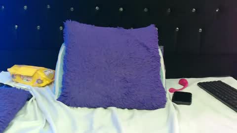 Sara online show from 02-08-25, 07:37