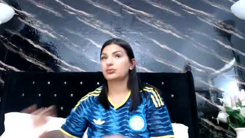 Snapshot of sarita_multisquirt chatting on 06-23-26, 01:58 Sara online show from 06-23-26, 01:58