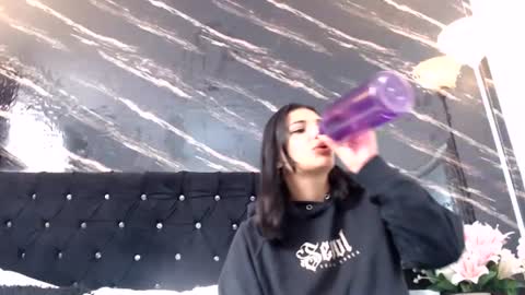 Snapshot of sarita_multisquirt chatting on 07-13-26, 04:32 Sara online show from 07-13-26, 04:32