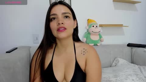 Snapshot of saritadolly_ chatting on 09-21-25, 08:43 Sara Cute online show from 09-21-25, 08:43