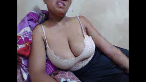 saronette online show from 01-10-25, 11:00