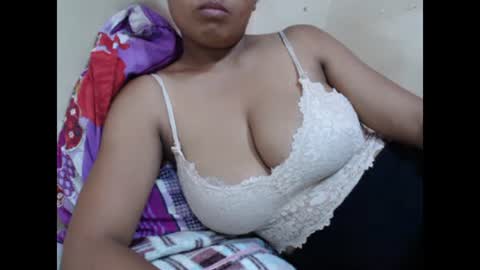 saronette online show from 01-20-25, 09:24