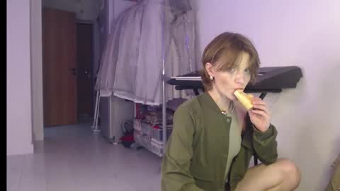Sharis online show from 09-11-25, 05:57