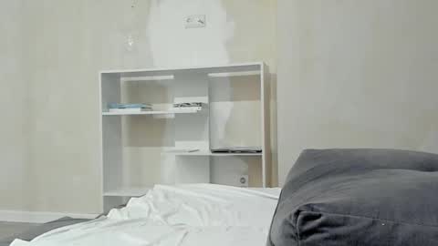 Sasha online show from 11-22-25, 05:39