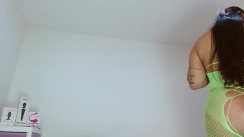 Sasha Creamy online show from 10-12-25, 08:41