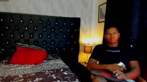 emy online show from 02-07-25, 12:53