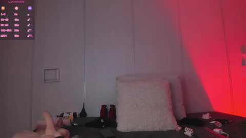 Sasha  online show from 12-18-25, 07:31